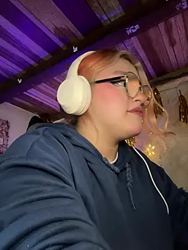 SophiaWeestt99 online show from 04.27.26
