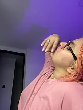 SophiaWeestt99 online show from 06.10.26