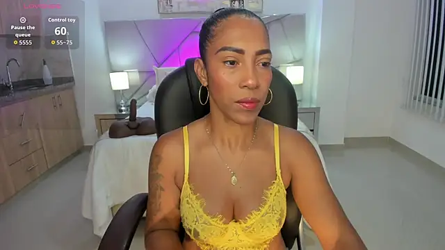 Shantaall  online show from 07.04.26