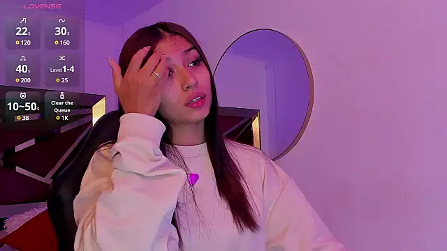 Snapshot of ZaraLim chatting on 12.03.24 ZaraLim online show from 12.03.24