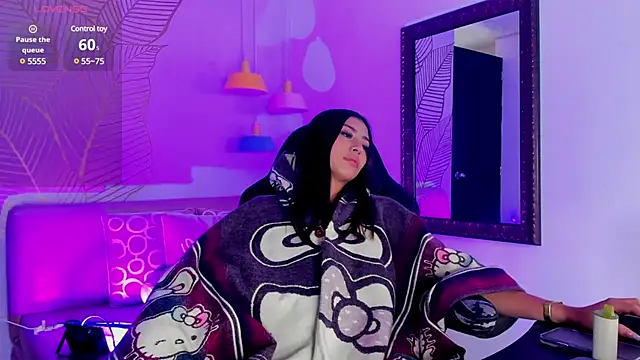 Snapshot of ZaraLim chatting on 12.09.24 ZaraLim online show from 12.09.24