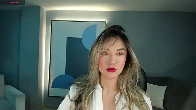 RebeccaHudson online show from 02.18.25