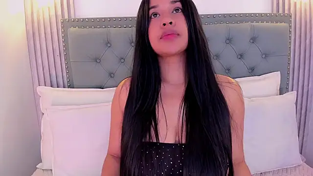 Snapshot of Aitana98_ chatting on 02.27.25 Aitana98 online show from 02.27.25