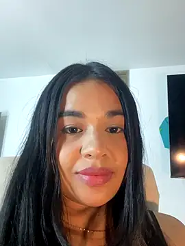 Snapshot of Aitana98_ chatting on 09.10.25 Aitana98 online show from 09.10.25