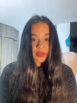 Snapshot of Aitana98_ chatting on 11.07.25 Aitana98 online show from 11.07.25