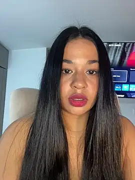 Snapshot of Aitana98_ chatting on 01.11.26 Aitana98 online show from 01.11.26