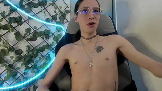 vodkadelulo online show from 04.27.26