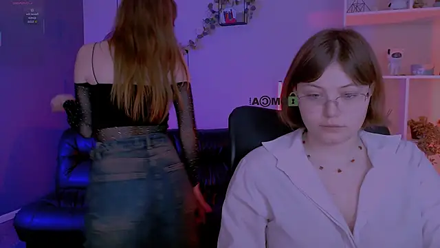 nikole kitt online show from 04.28.26