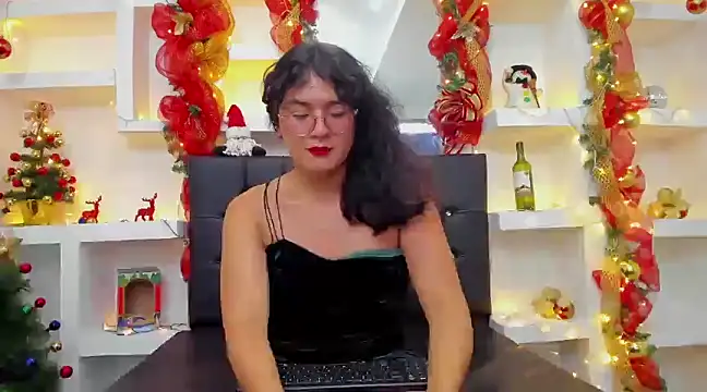 Elith Berry69 online show from 12.14.24