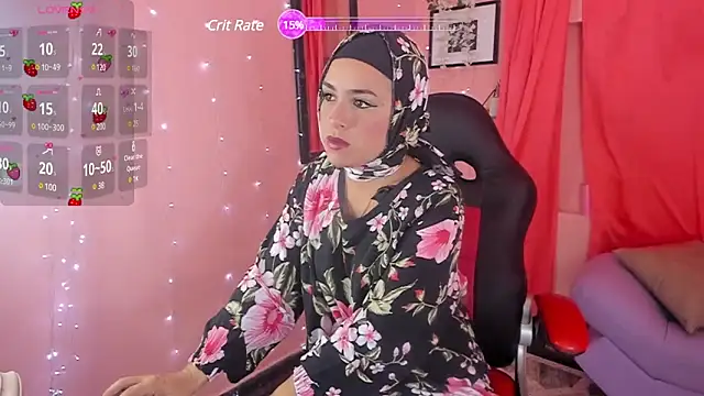 Snapshot of AliaAsad chatting on 02.13.25 AliaAsad online show from 02.13.25