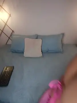 Snapshot of SofiaaCortes chatting on 10.30.25 SofiaaCortes online show from 10.30.25