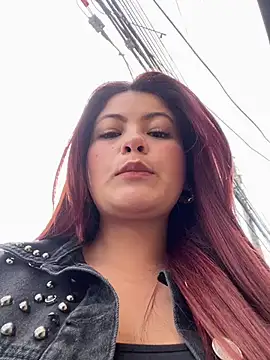 lia moon77 online show from 12.26.24