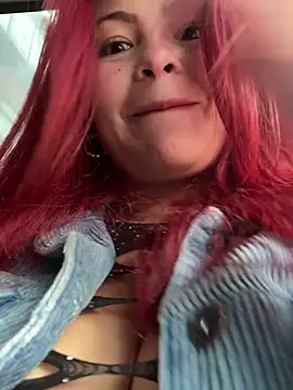 lia moon77 online show from 02.12.25