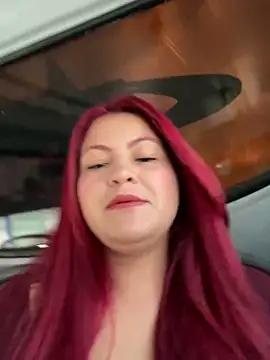 lia moon77 online show from 02.26.25