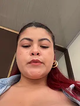 lia moon77 online show from 10.23.25