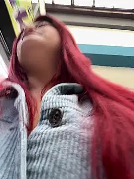 lia moon77 online show from 11.21.25