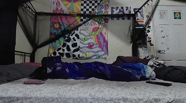 NovaLove2002 online show from 03.13.25