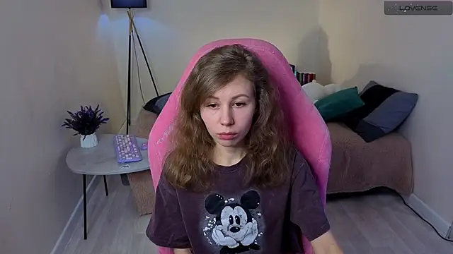 Lill Mary online show from 02.19.25