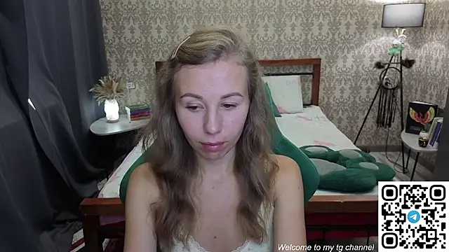 Snapshot of Lill_Mary chatting on 07.25.26 Lill Mary online show from 07.25.26