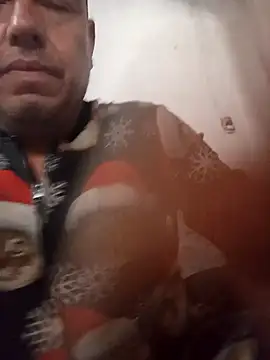 Snapshot of strip_1212 chatting on 12.14.25 strip 1212 online show from 12.14.25