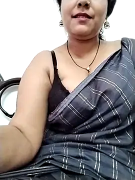 Nyra-23 online show from 02.26.25