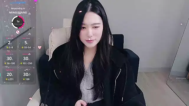 who Lilly online show from 11.08.25