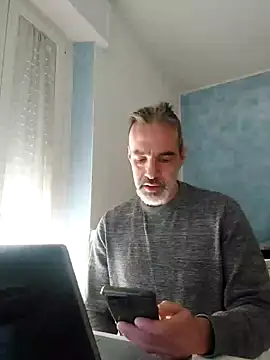 Snapshot of Marcolino183 chatting on 02.07.25 Marcolino183 online show from 02.07.25