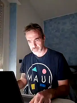 Snapshot of Marcolino183 chatting on 03.10.25 Marcolino183 online show from 03.10.25