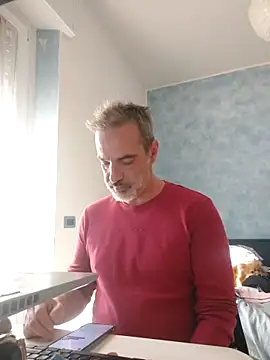 Snapshot of Marcolino183 chatting on 11.05.25 Marcolino183 online show from 11.05.25