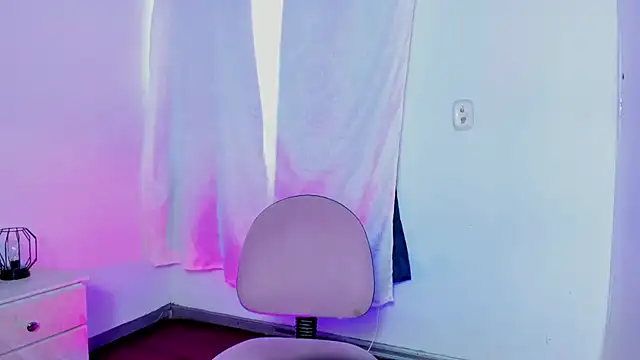 Snapshot of Mia_Malkovaa_ chatting on 03.07.25 Mia Malkovaa online show from 03.07.25