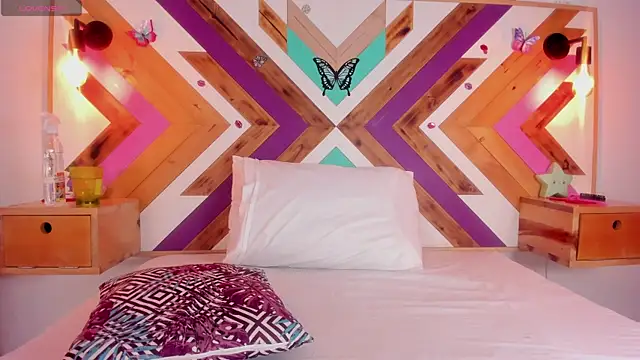 Katia Wilson online show from 10.24.25