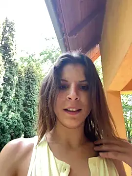 Nikkibaby0015 online show from 08.02.26