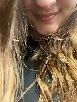 Snapshot of psilybaby chatting on 01.06.25 psilybaby online show from 01.06.25