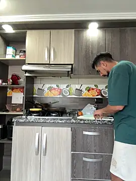 Snapshot of camianddanna chatting on 11.09.25 camianddanna online show from 11.09.25