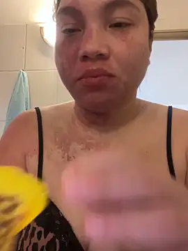 WhiteWomen online show from 10.31.25