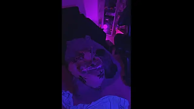 Snapshot of LuggiJack chatting on 09.18.25 LuggiJack online show from 09.18.25