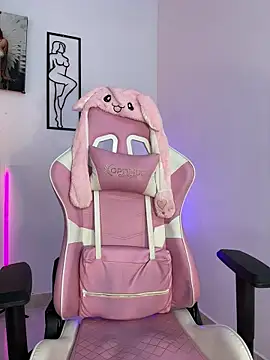 Snapshot of ashlyrey-1 chatting on 02.28.26 ashlyrey-1 online show from 02.28.26