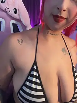 ashlyrey-1 online show from 04.23.26