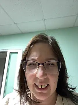 Snapshot of B_Bonya_m chatting on 01.03.25 B Bonya m online show from 01.03.25