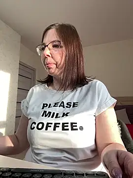 Snapshot of B_Bonya_m chatting on 01.12.25 B Bonya m online show from 01.12.25