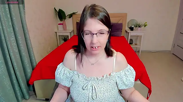 Snapshot of B_Bonya_m chatting on 01.12.25 B Bonya m online show from 01.12.25