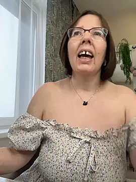 Snapshot of B_Bonya_m chatting on 01.28.25 B Bonya m online show from 01.28.25