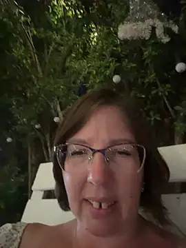 Snapshot of B_Bonya_m chatting on 02.06.25 B Bonya m online show from 02.06.25