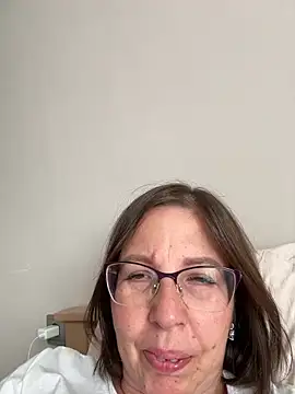 Snapshot of B_Bonya_m chatting on 03.05.25 B Bonya m online show from 03.05.25