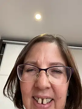 Snapshot of B_Bonya_m chatting on 03.06.25 B Bonya m online show from 03.06.25