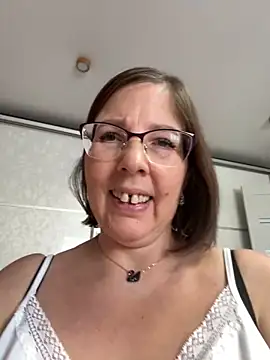 Snapshot of B_Bonya_m chatting on 03.19.25 B Bonya m online show from 03.19.25