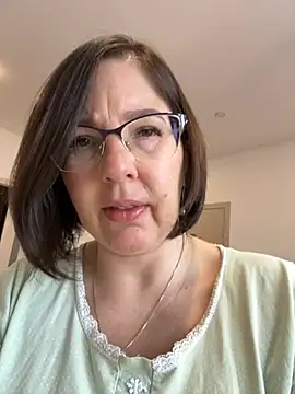 Snapshot of B_Bonya_m chatting on 09.20.25 B Bonya m online show from 09.20.25