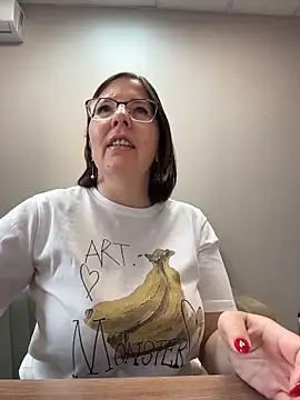 Snapshot of B_Bonya_m chatting on 10.12.25 B Bonya m online show from 10.12.25