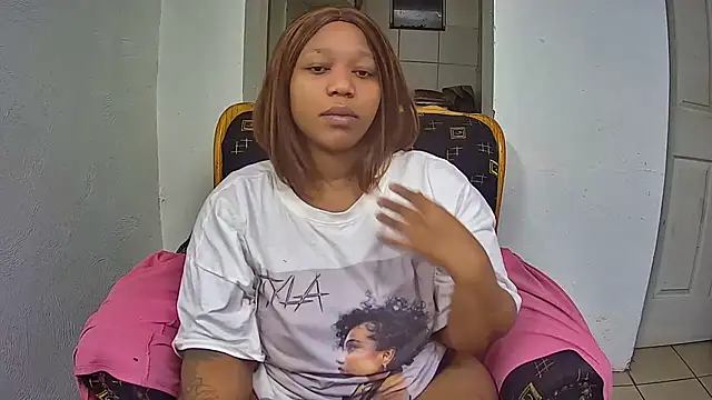 GoldenPussyXOXO online show from 06.11.26