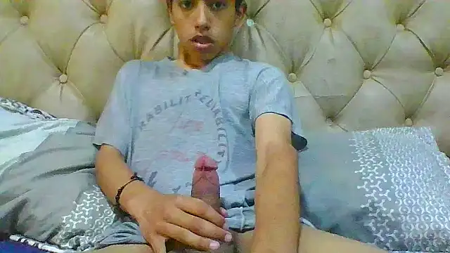 Snapshot of danuel23 chatting on 11.14.25 danuel23 online show from 11.14.25